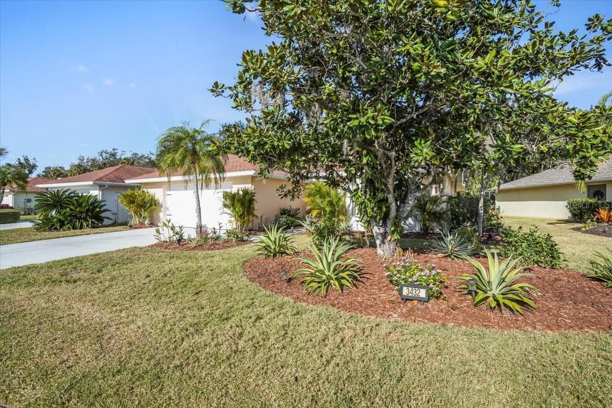 3432 Brookridge Ln photo 4