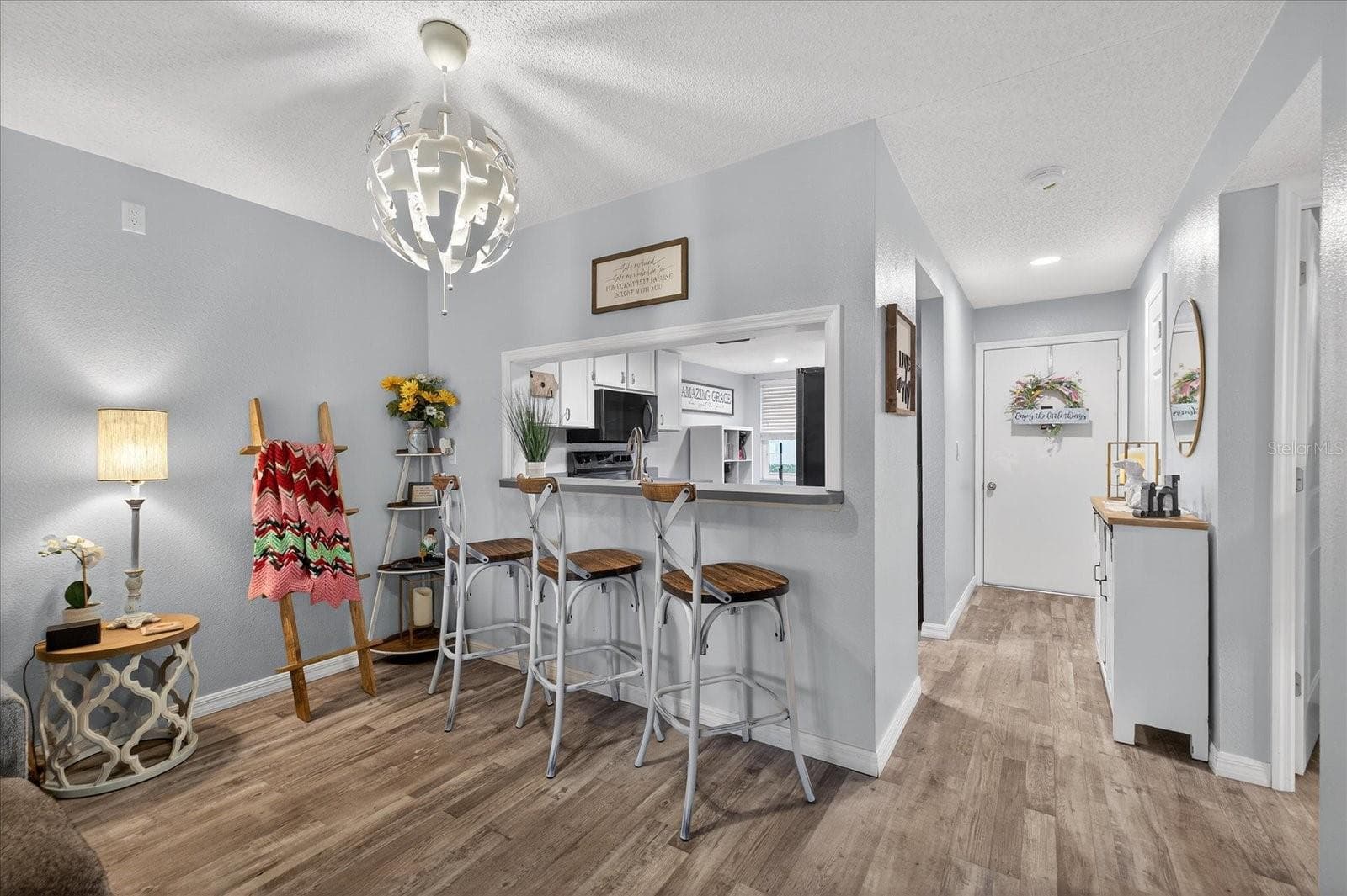3230 Teeside Drive photo 5