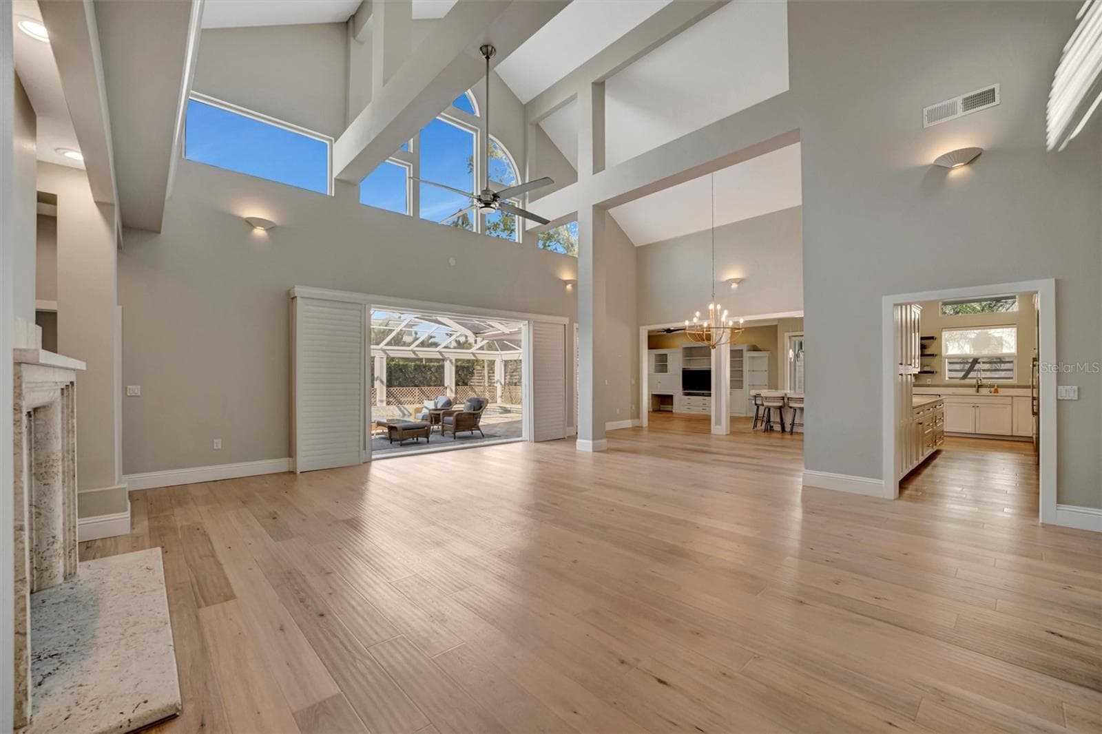 1511 N Lake Shore Dr photo 5