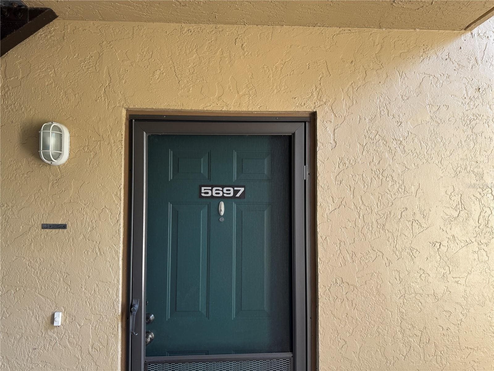 5697 Ashton Lake Dr #6 photo 3