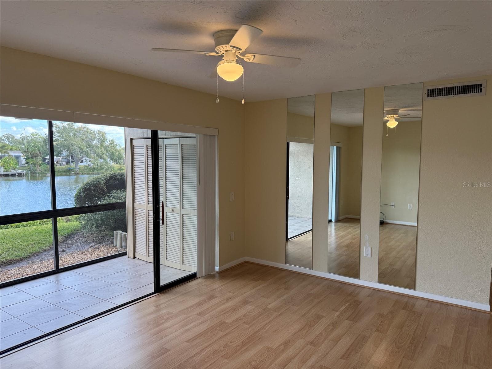 5697 Ashton Lake Dr #6 photo 5