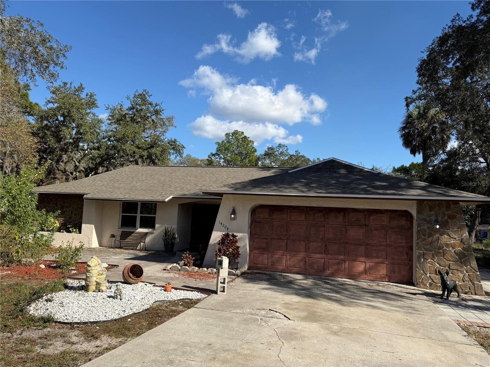 14208 Mayer Ave