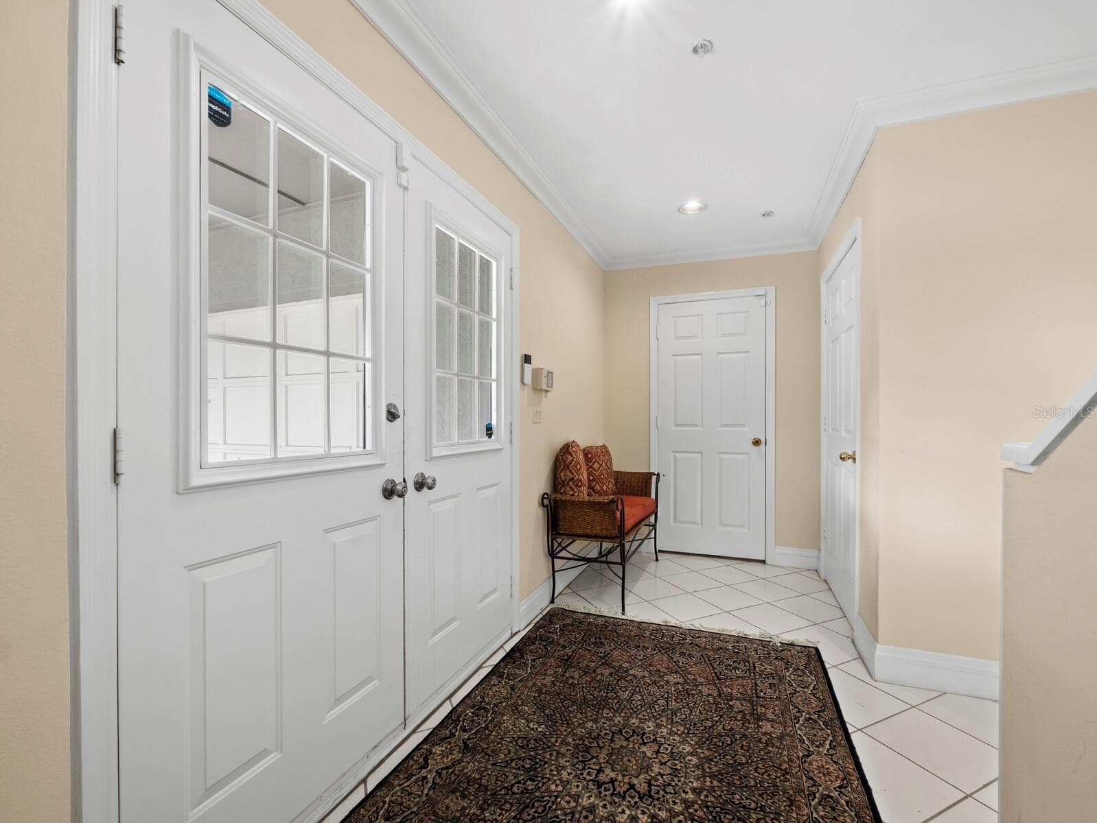836 Evergreen Way photo 3