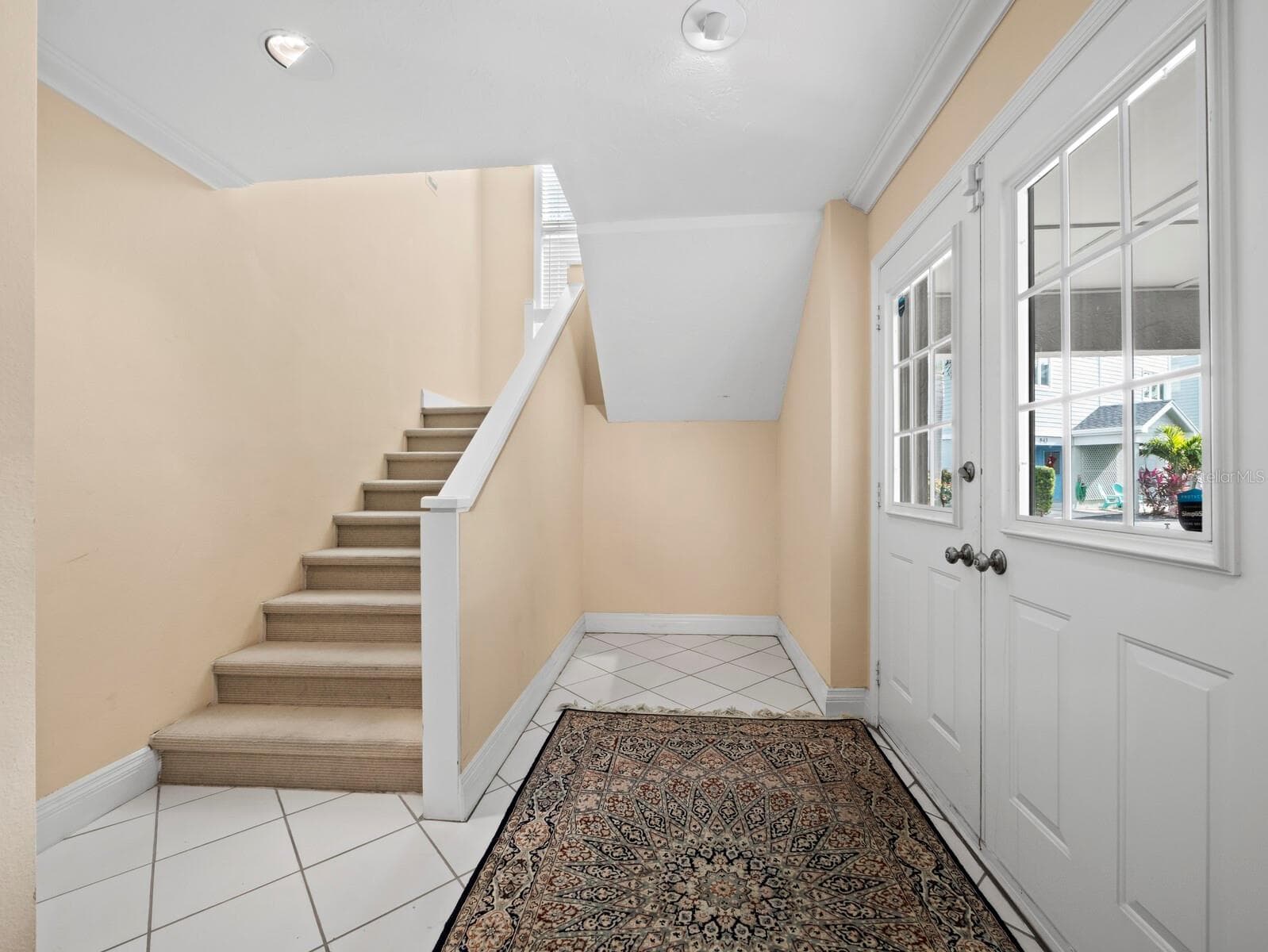 836 Evergreen Way photo 4