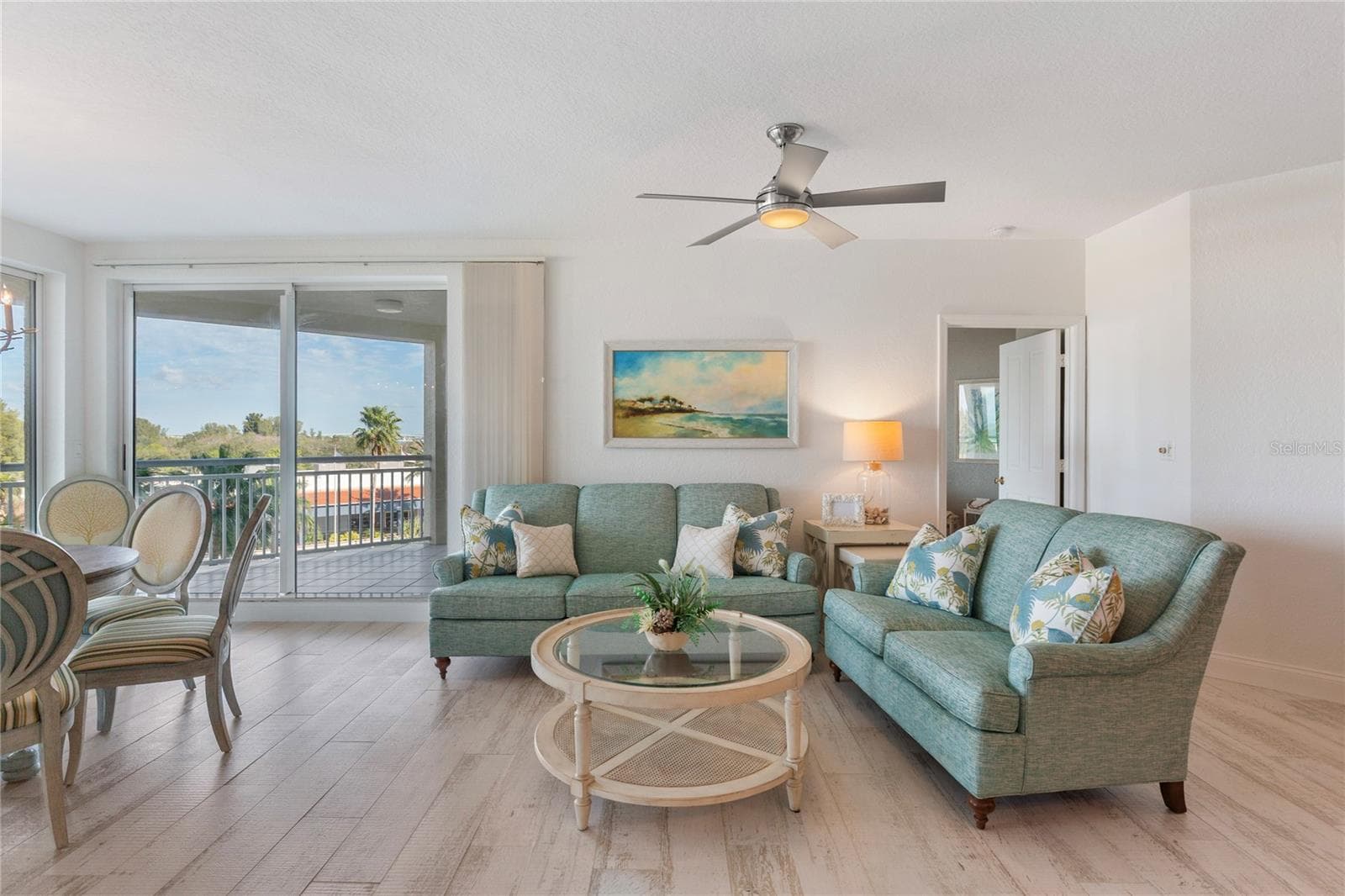 1170 Gulf Blvd #404 photo 3