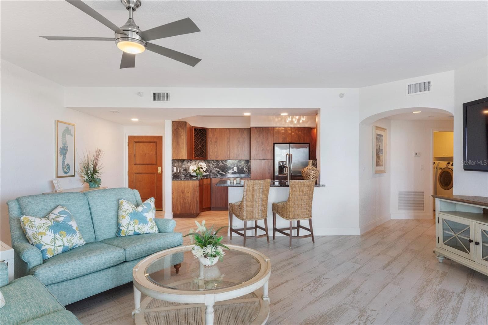 1170 Gulf Blvd #404 photo 5
