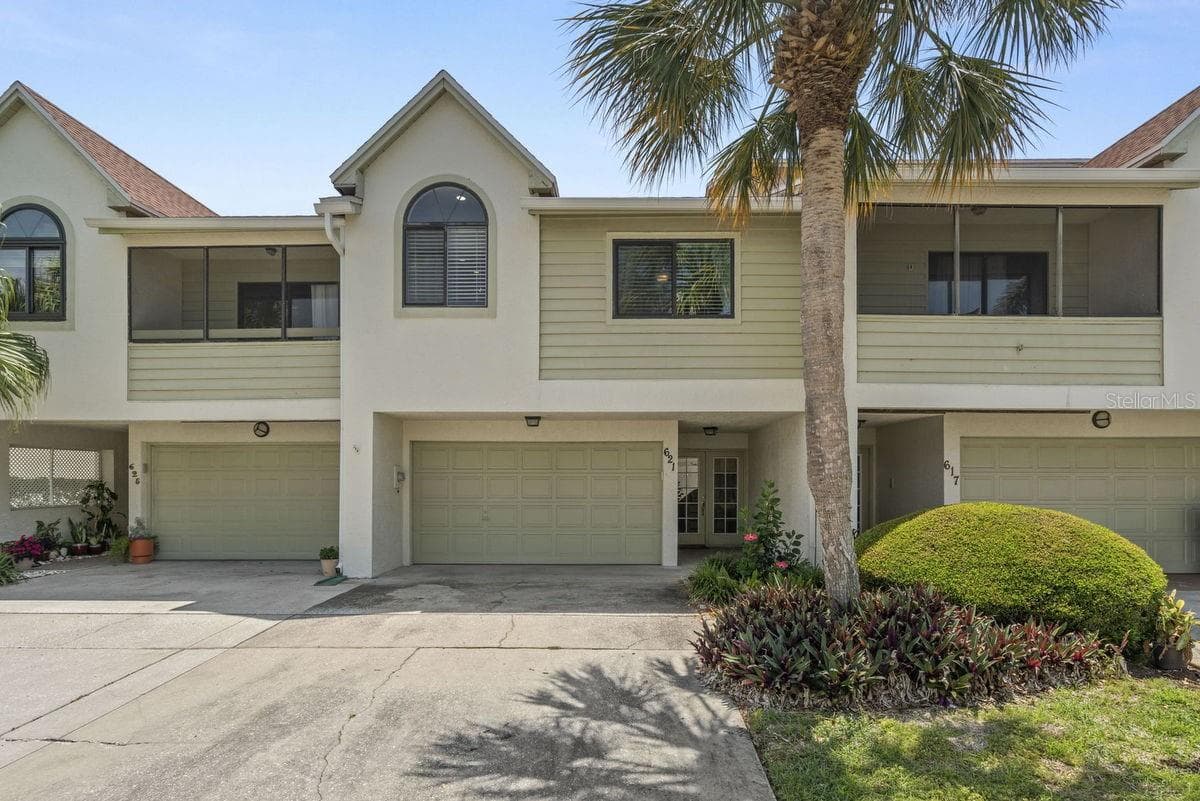 621 Duchess Blvd