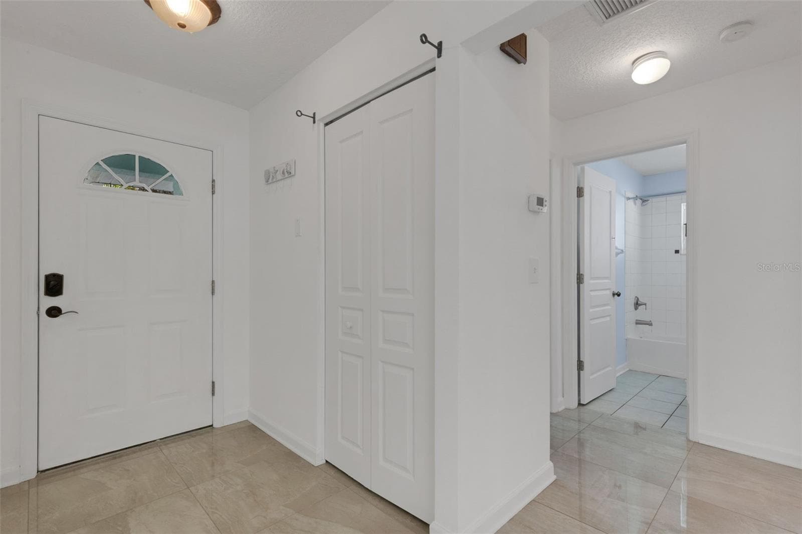 4557 Worcester Rd photo 5