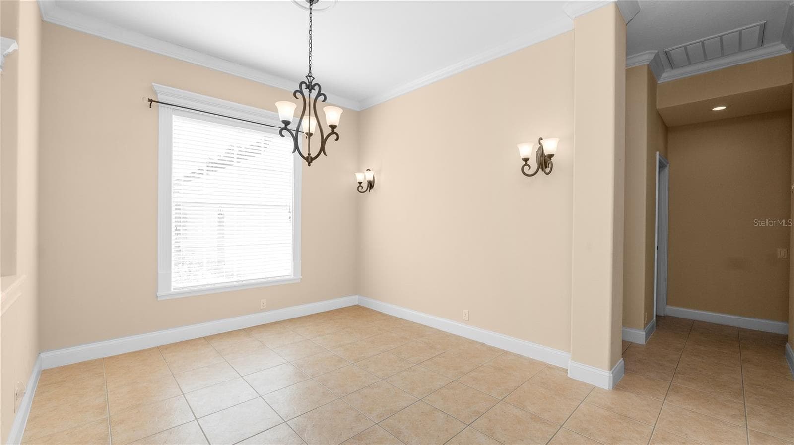 3628 Frentress Dr photo 5