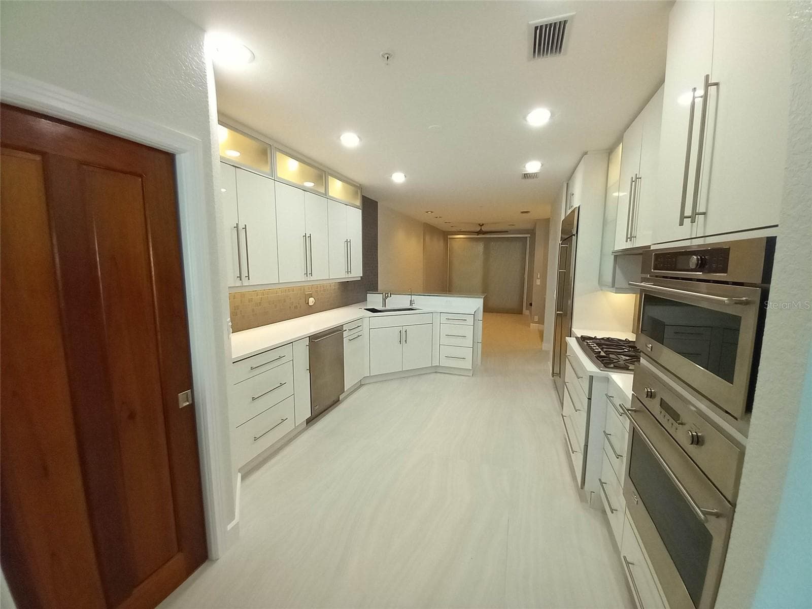 360 Gulf Of Mexico Dr #312 photo 3