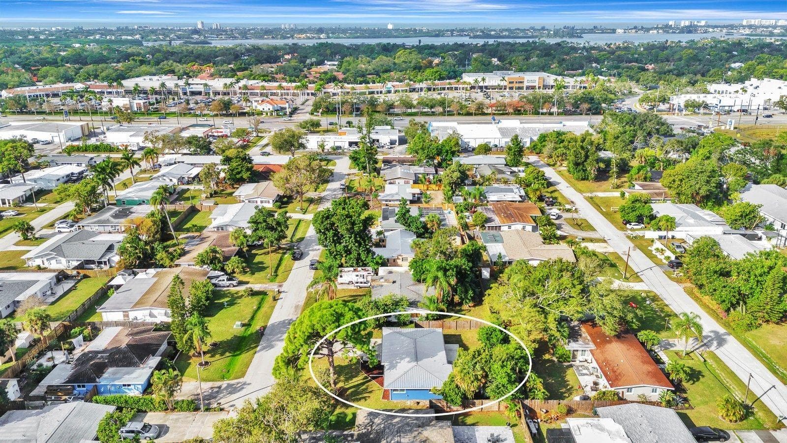 2127 Lee Ln photo 3