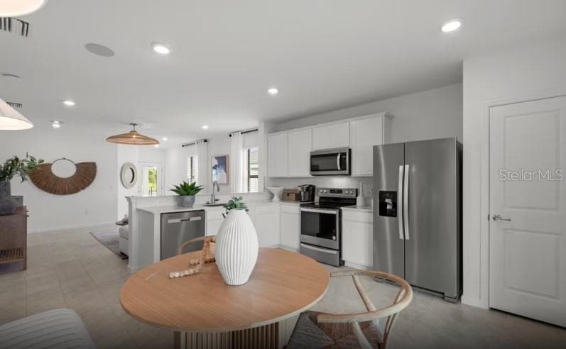 810 Balleby Trl photo 3