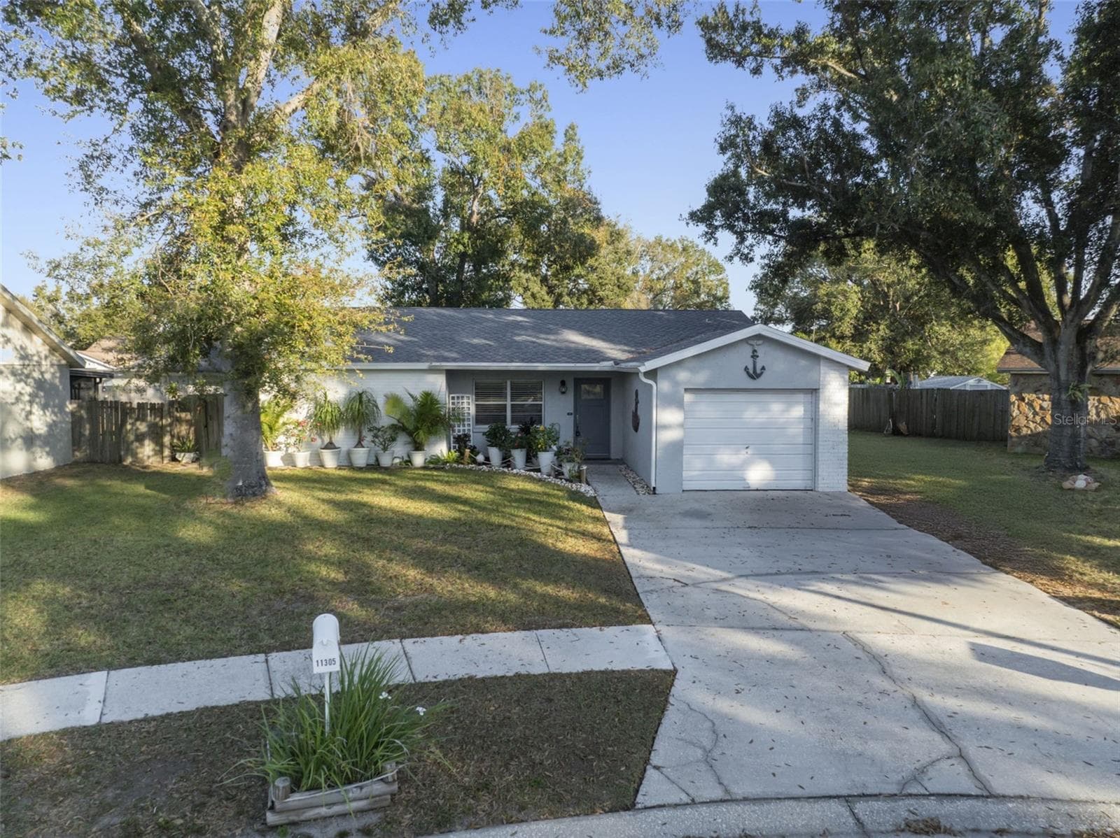 11305 Silverleaf CT