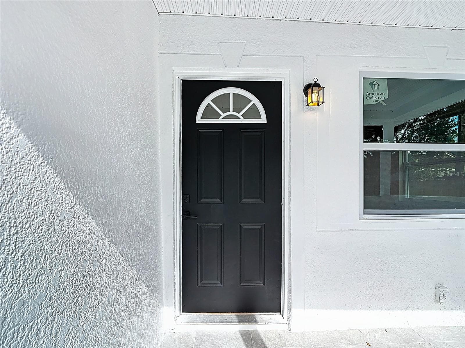 402 E Virginia Ave photo 4