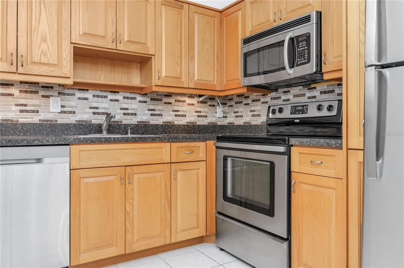 3300 Fox Chase Cir N #231 photo 3