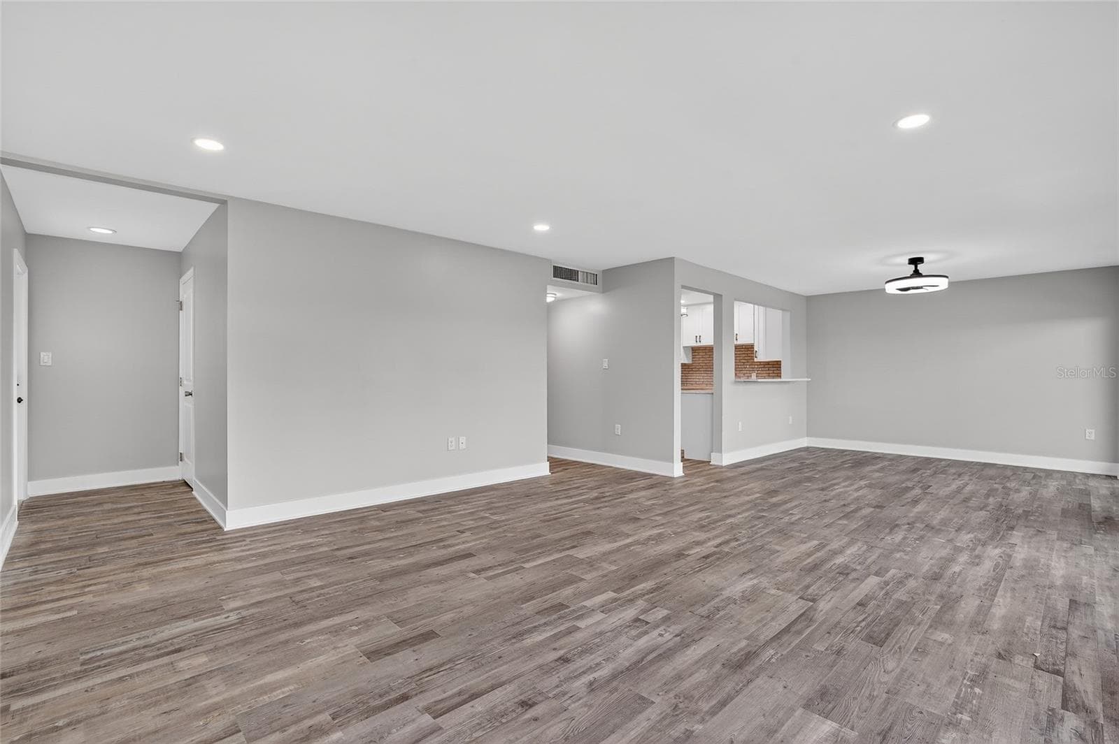 1401 Gulf Blvd #102 photo 5