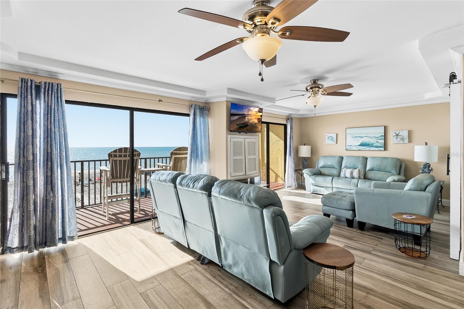 14710 Gulf Blvd #103