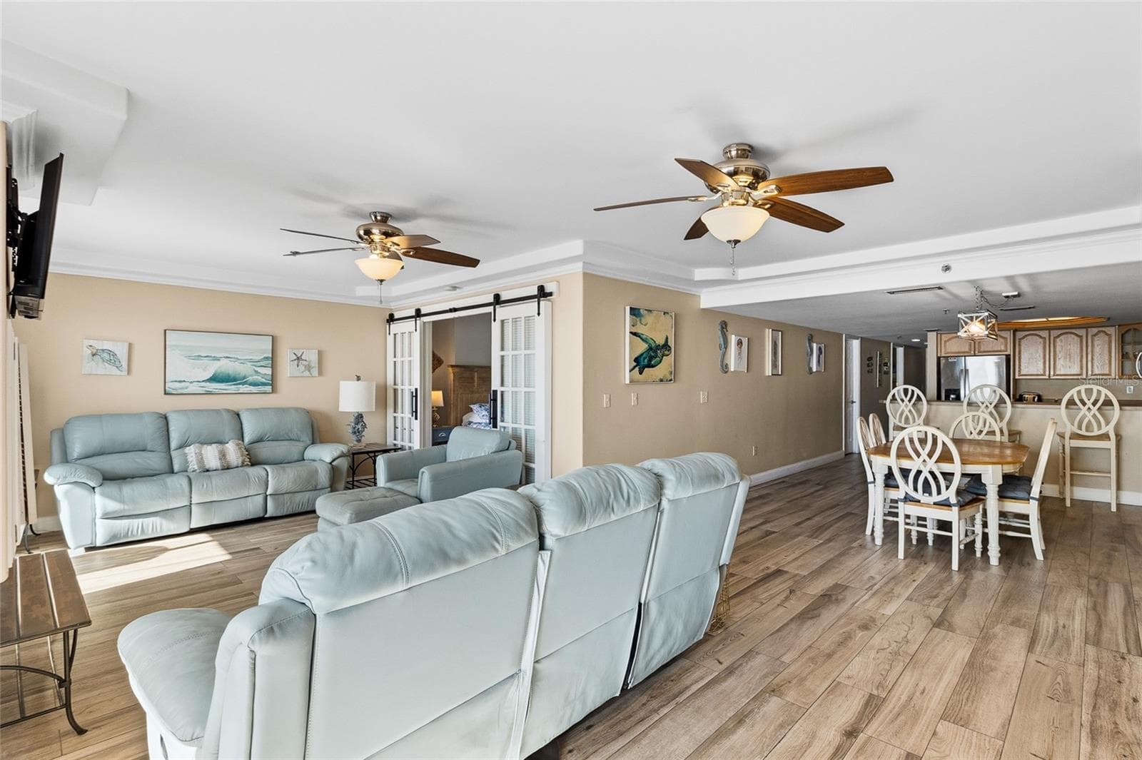 14710 Gulf Blvd #103 photo 4