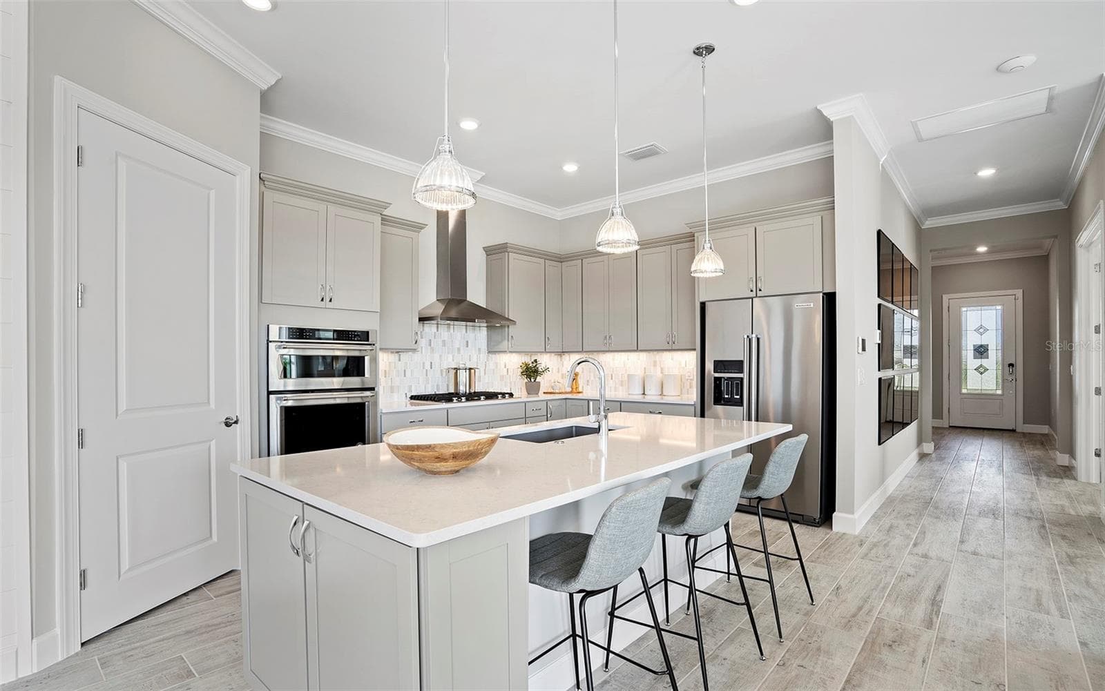 7452 Summer CT photo 3