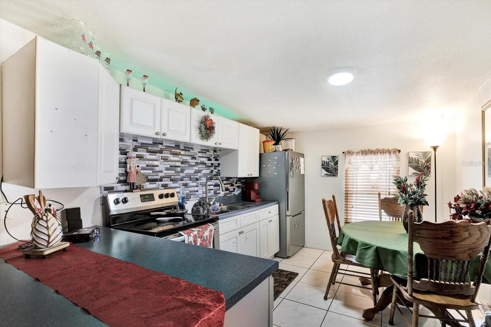 6834 Heron Ln photo 5