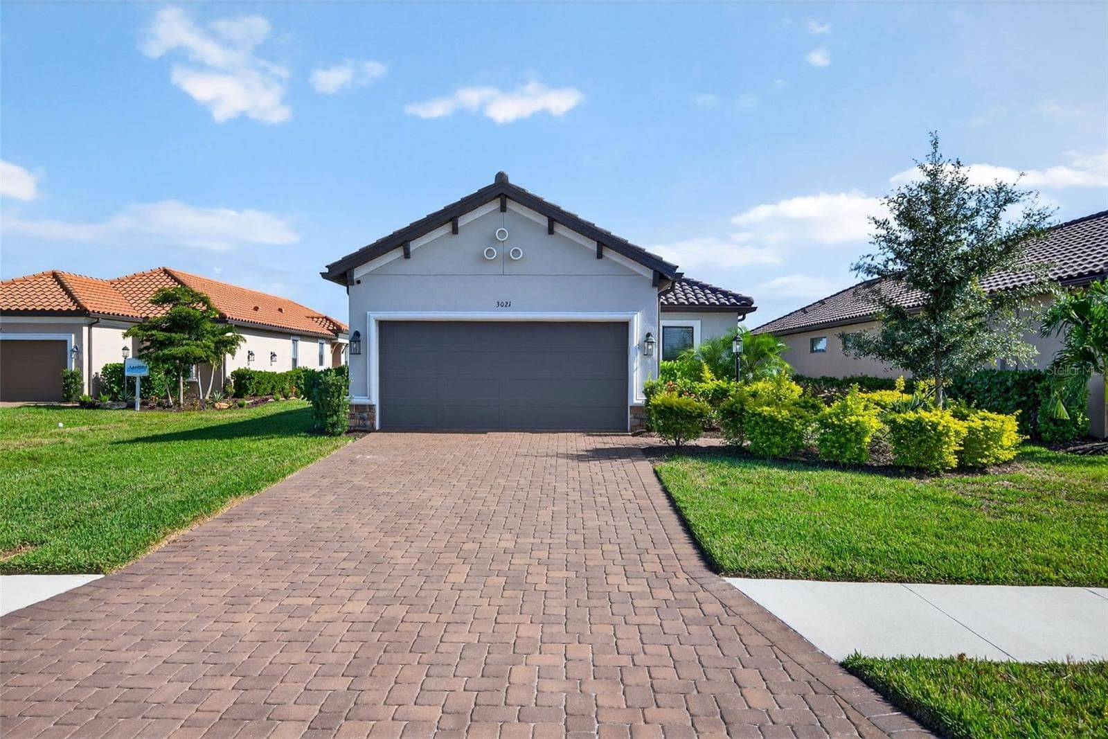3021 Veneto CT photo 3