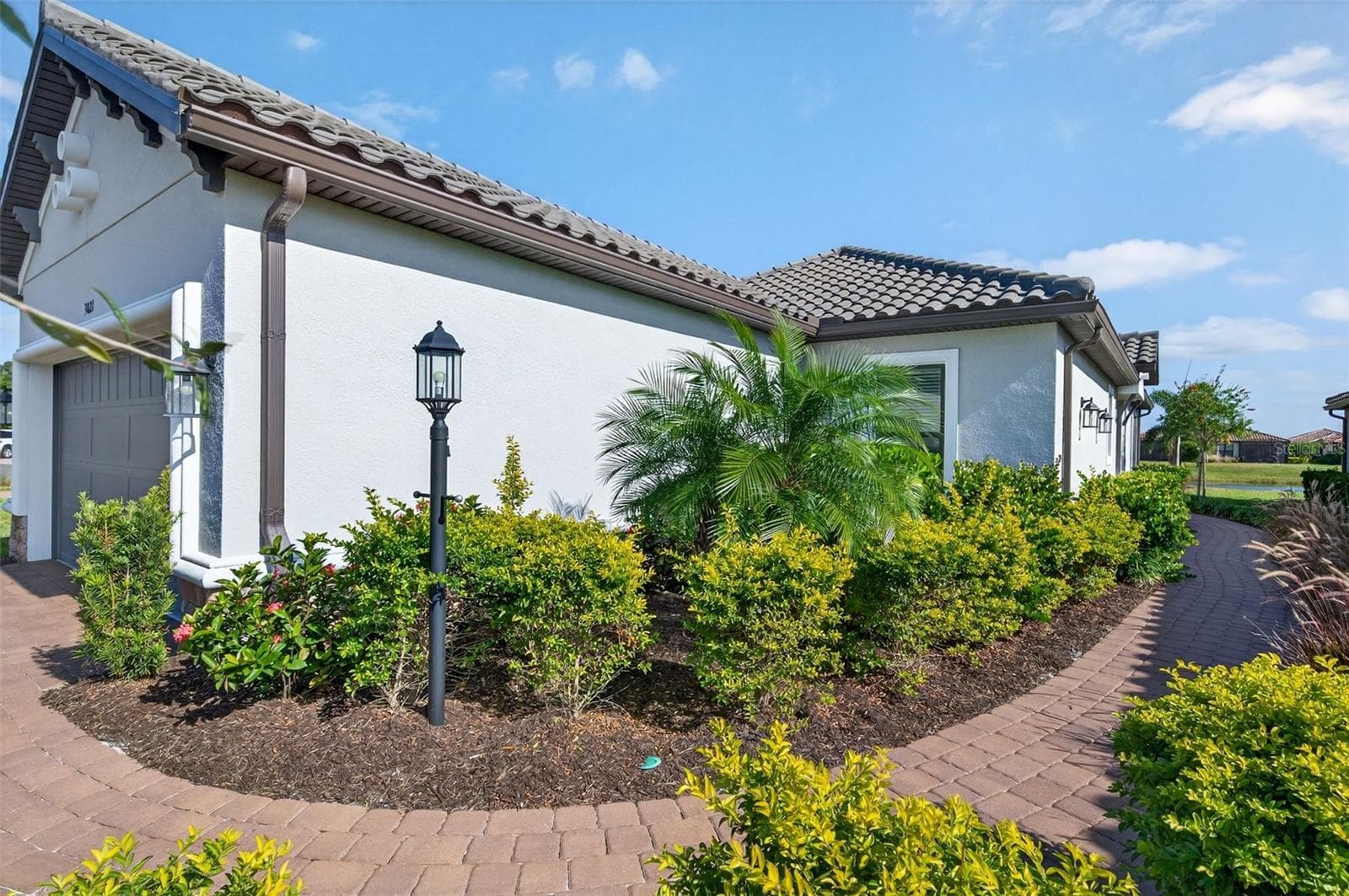 3021 Veneto CT photo 5