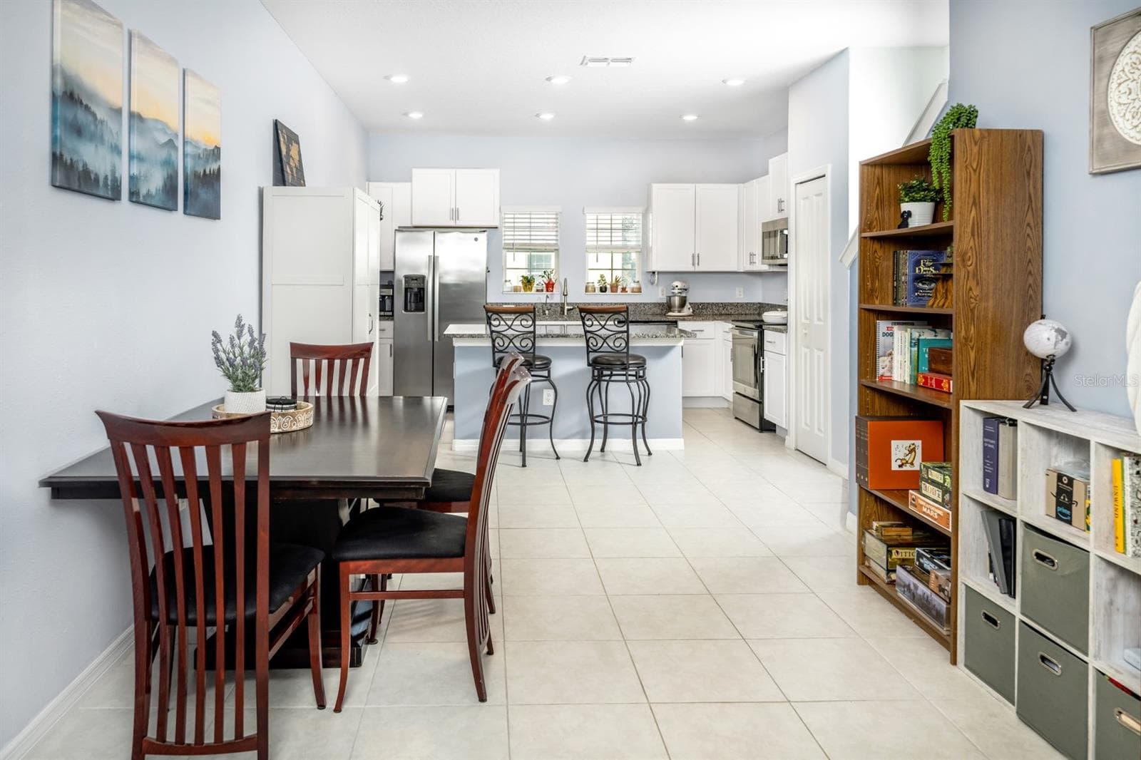 842 Tennyson MILL Cir photo 4