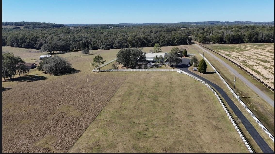 17725 Powerline Rd photo 4