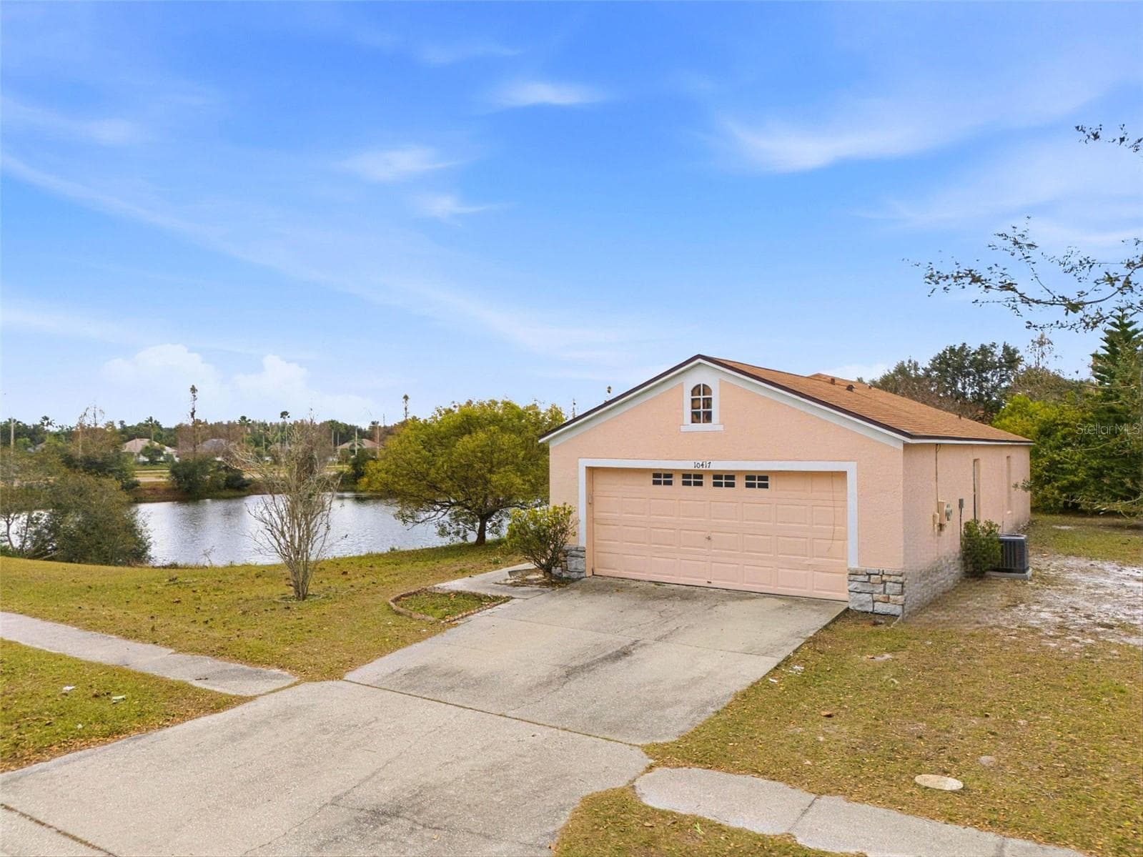 10417 Blackmore Dr photo 3