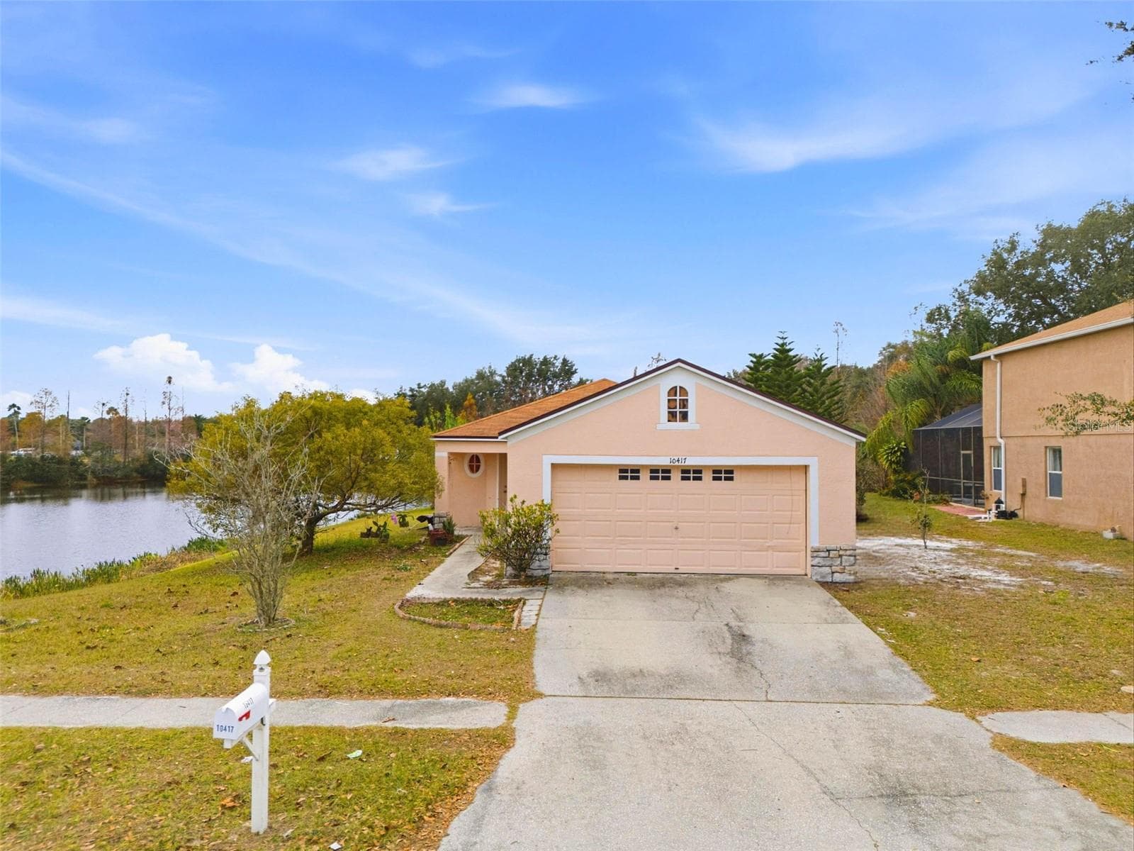 10417 Blackmore Dr photo 4