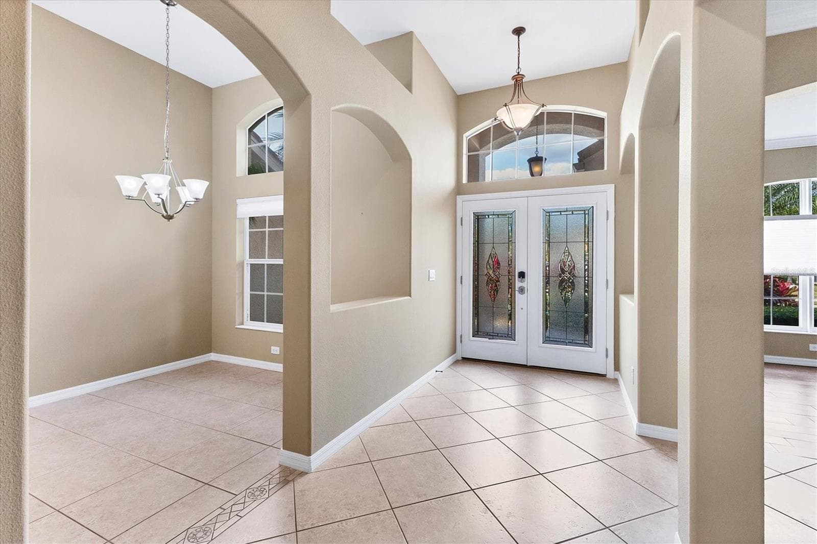 6163 Palomino Cir photo 5