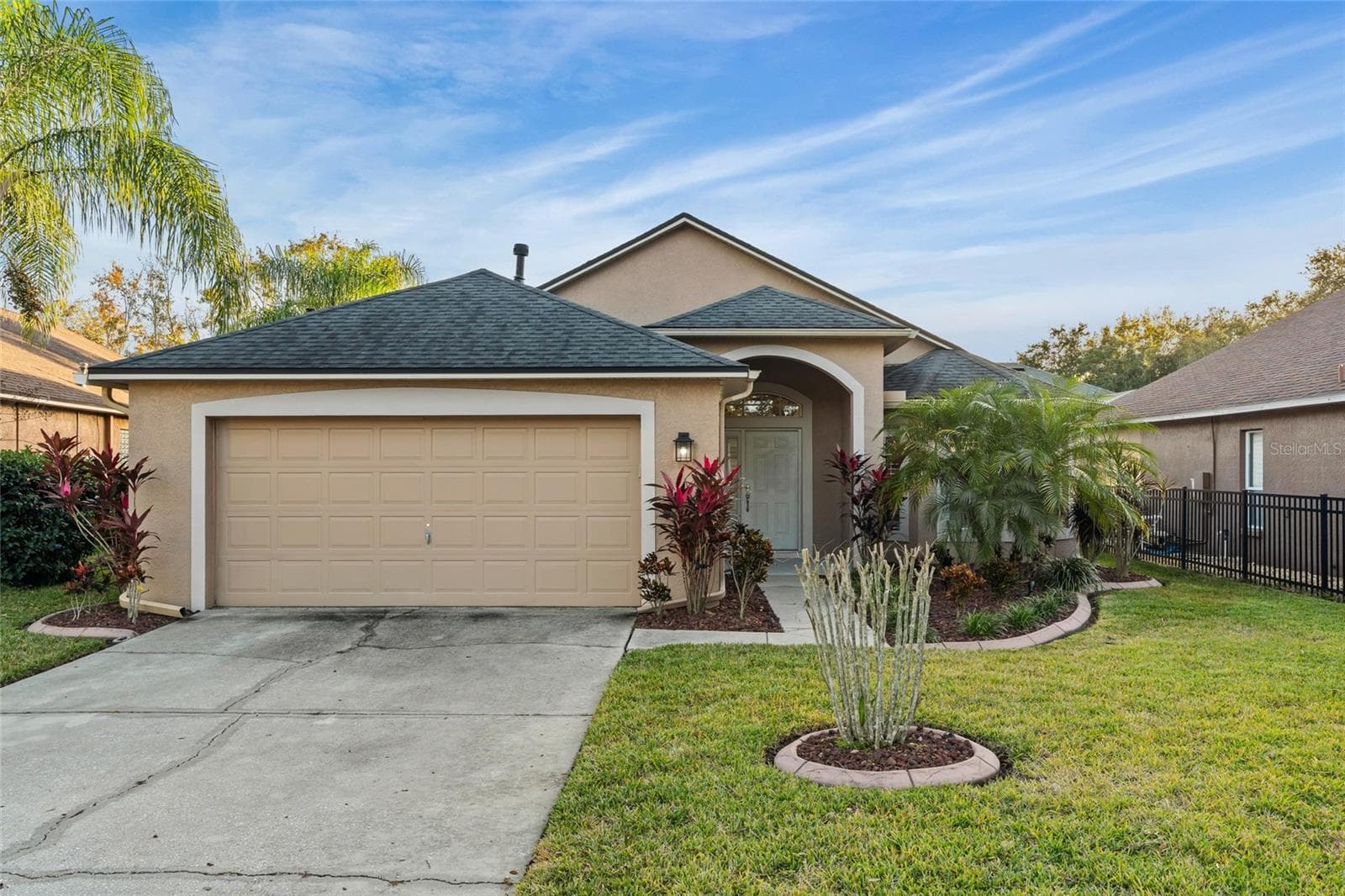 6006 Chellas CT