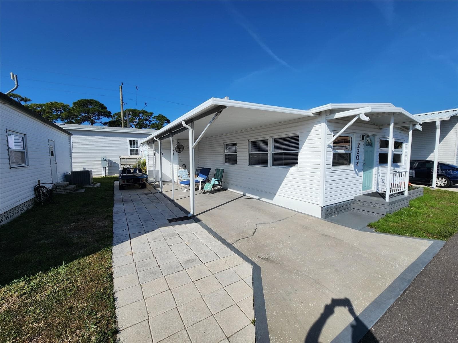 2204 17th Street CT W