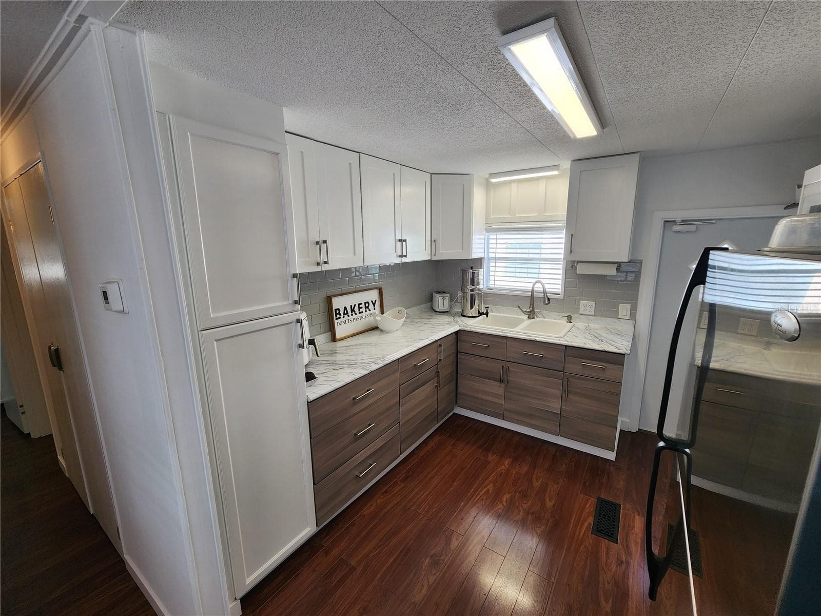 2204 17th Street CT W photo 4