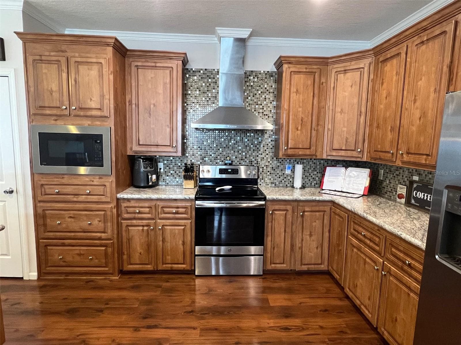 124 Pindo Palm St W photo 5