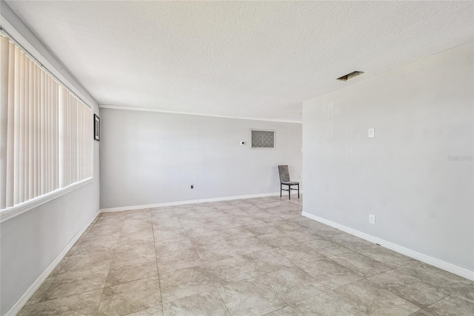 13606 Allyn Dr photo 5