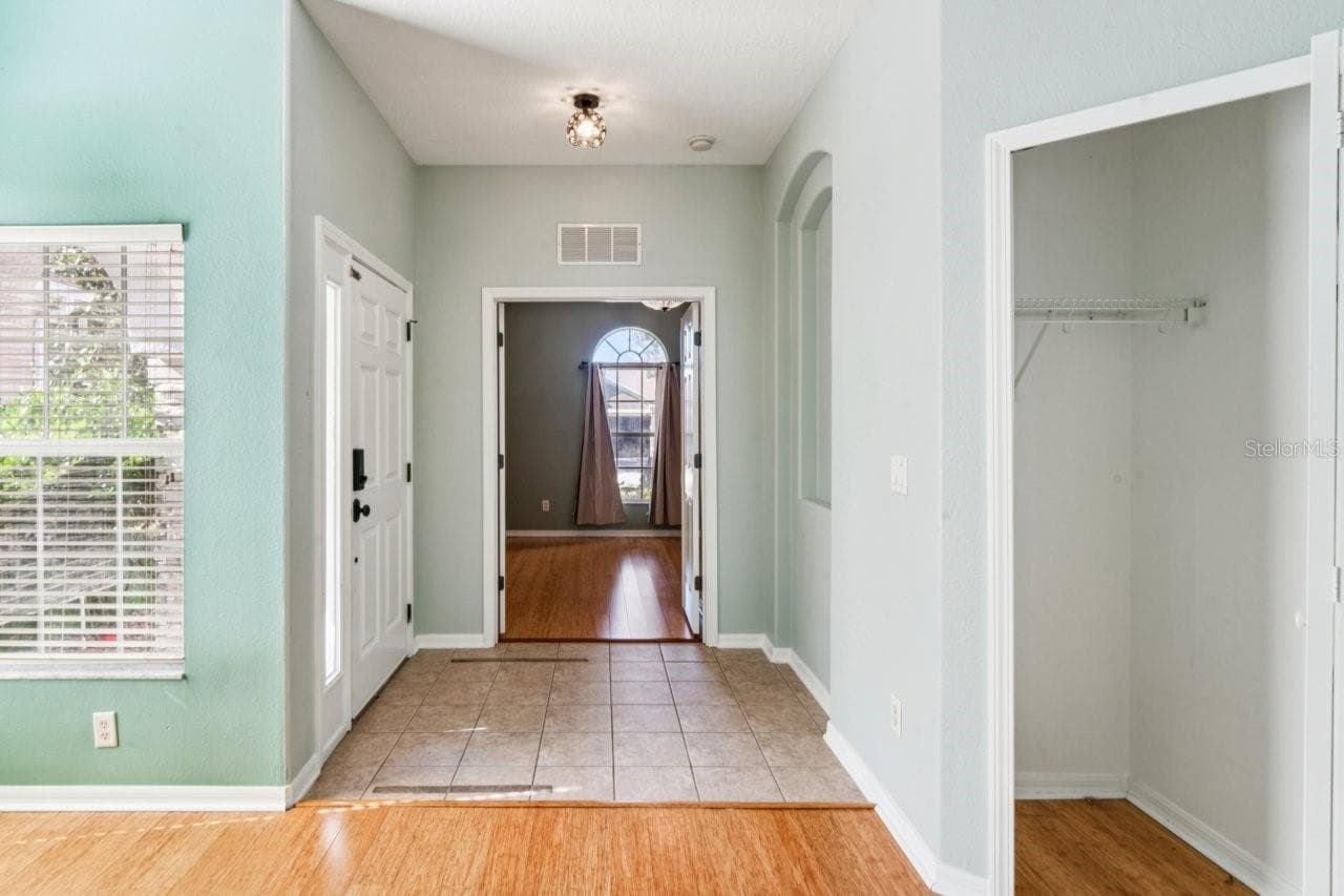 9314 Creedmoor Ln photo 3