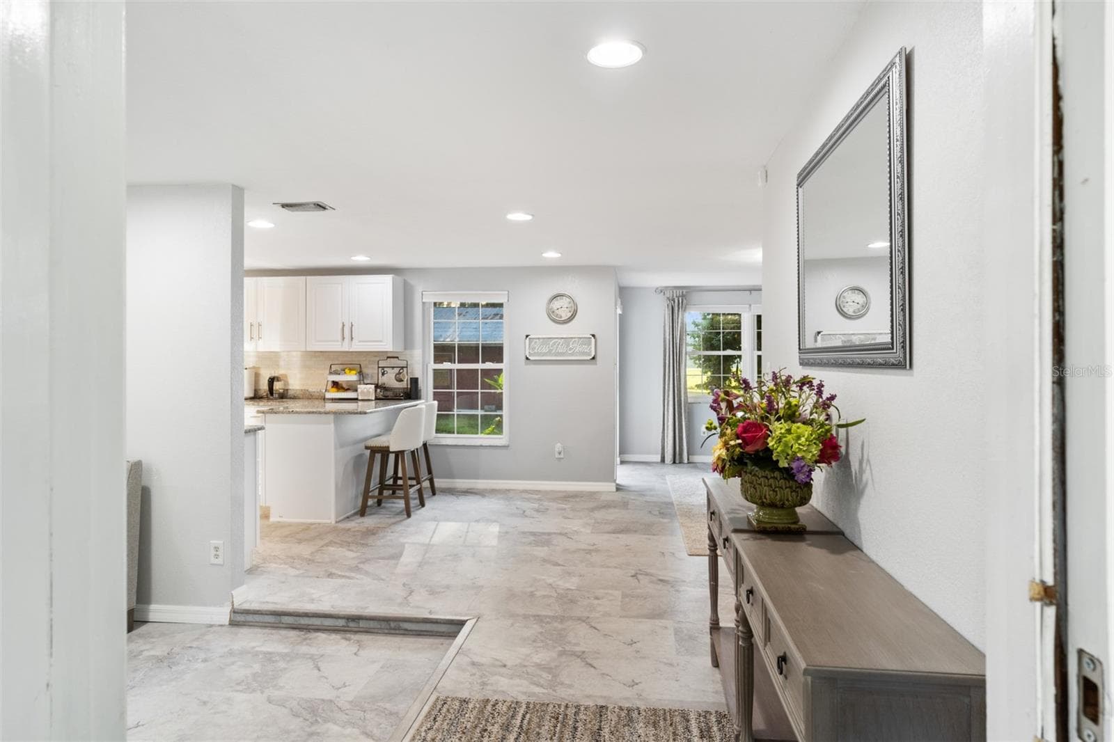 2802 Lyra Ln photo 5