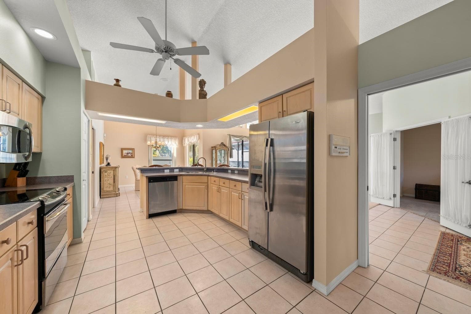 4356 Marcott Cir photo 5