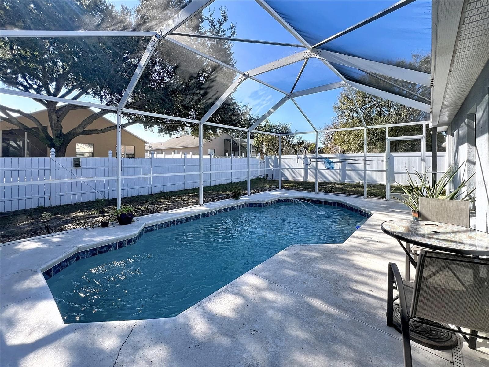7465 Hunters Greene Cir