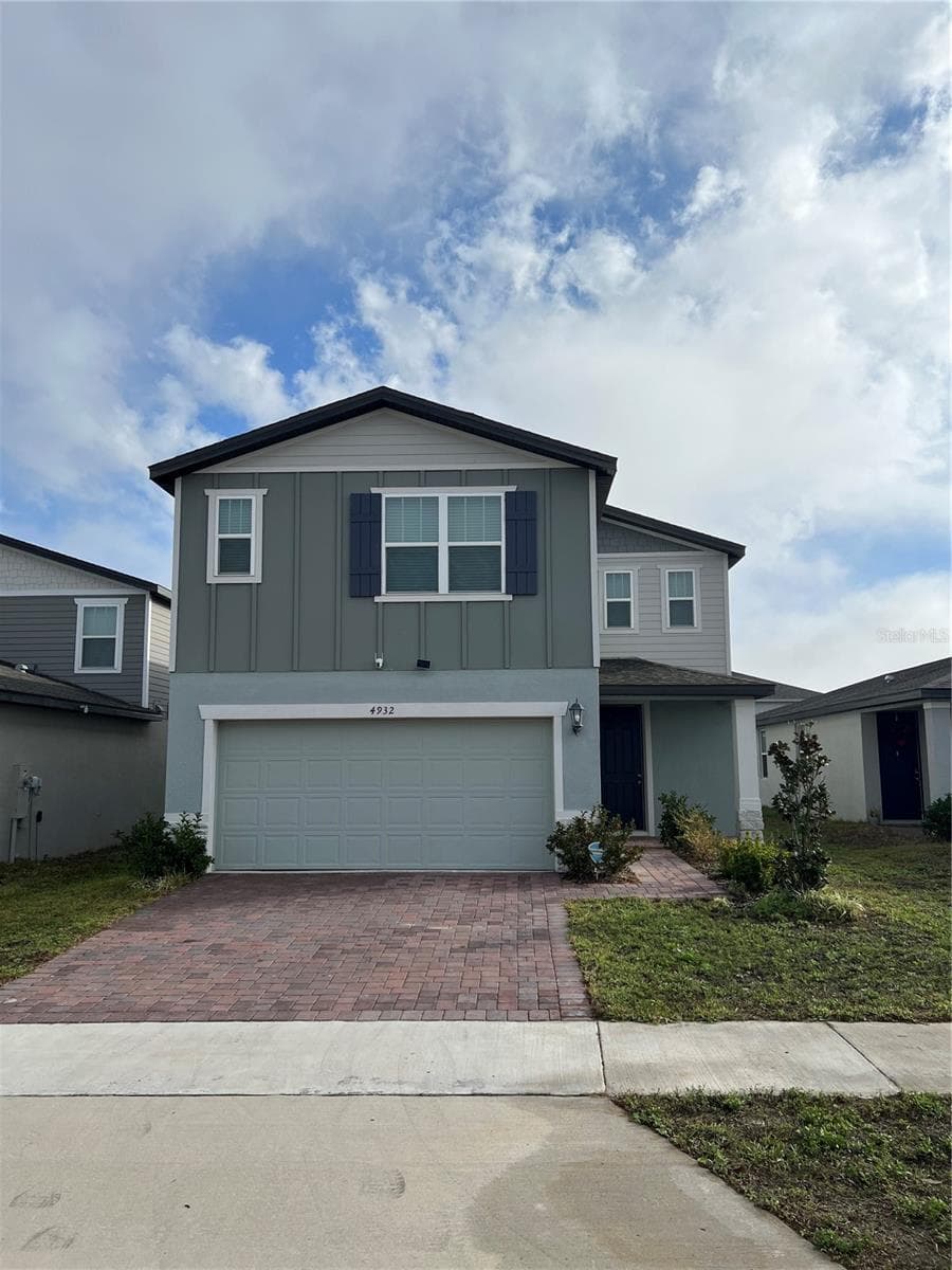 4932 Mainsail St photo 4
