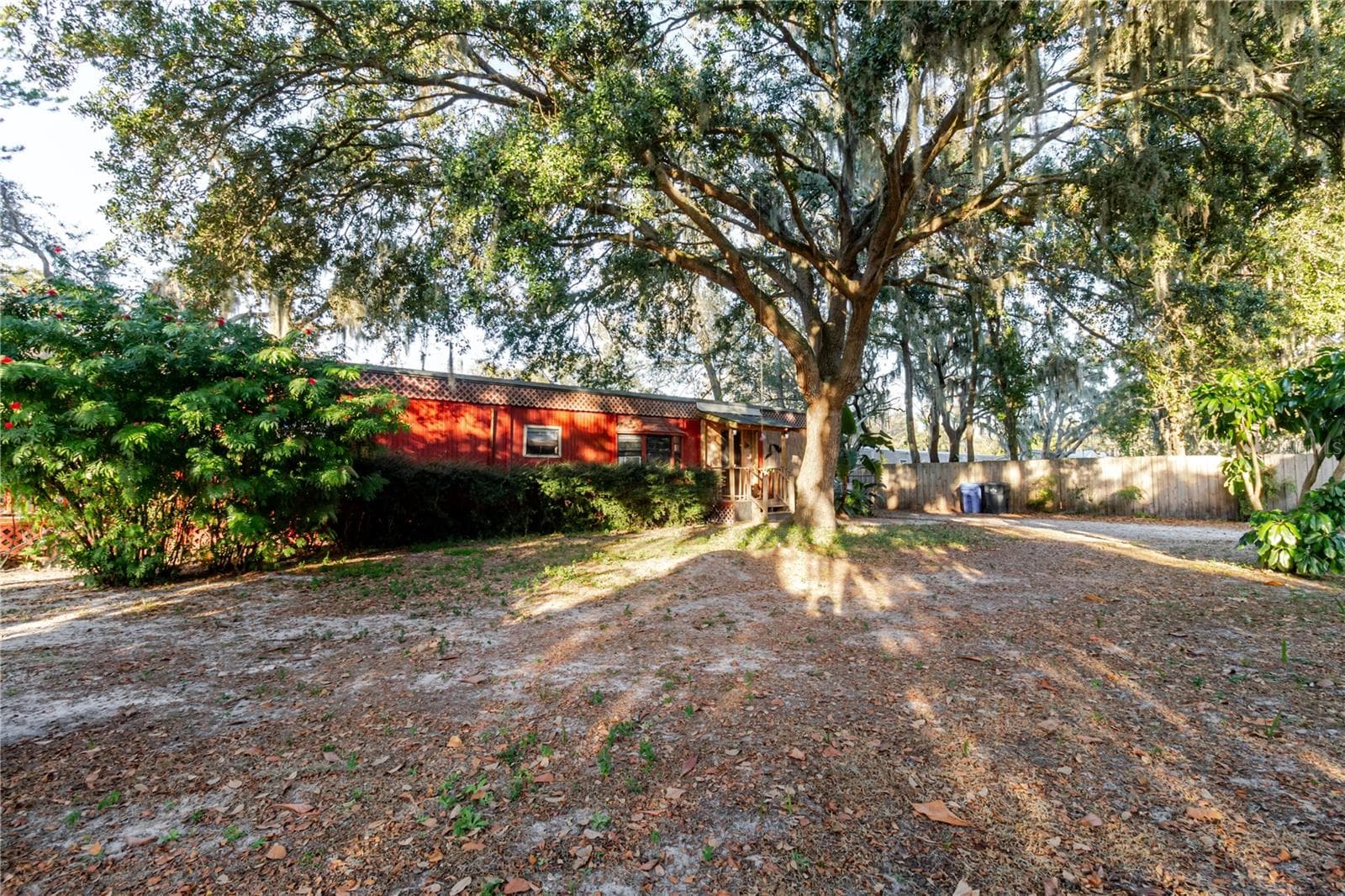 12104 Anderson Dr N photo 4