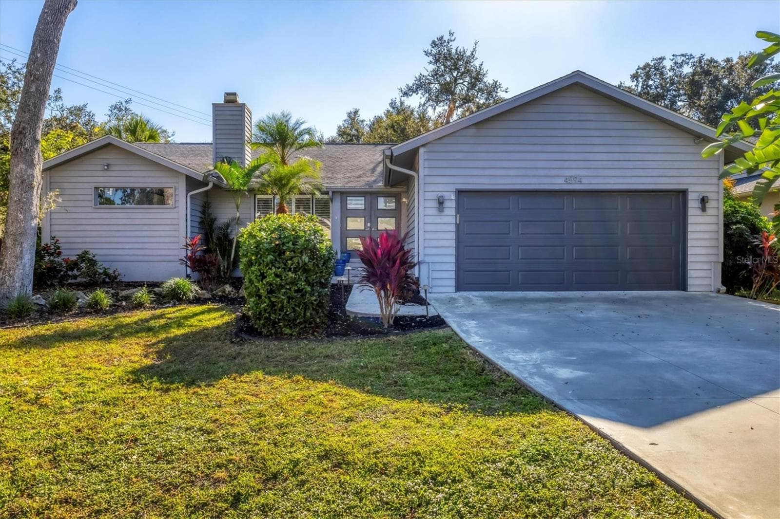 4594 Trails Dr