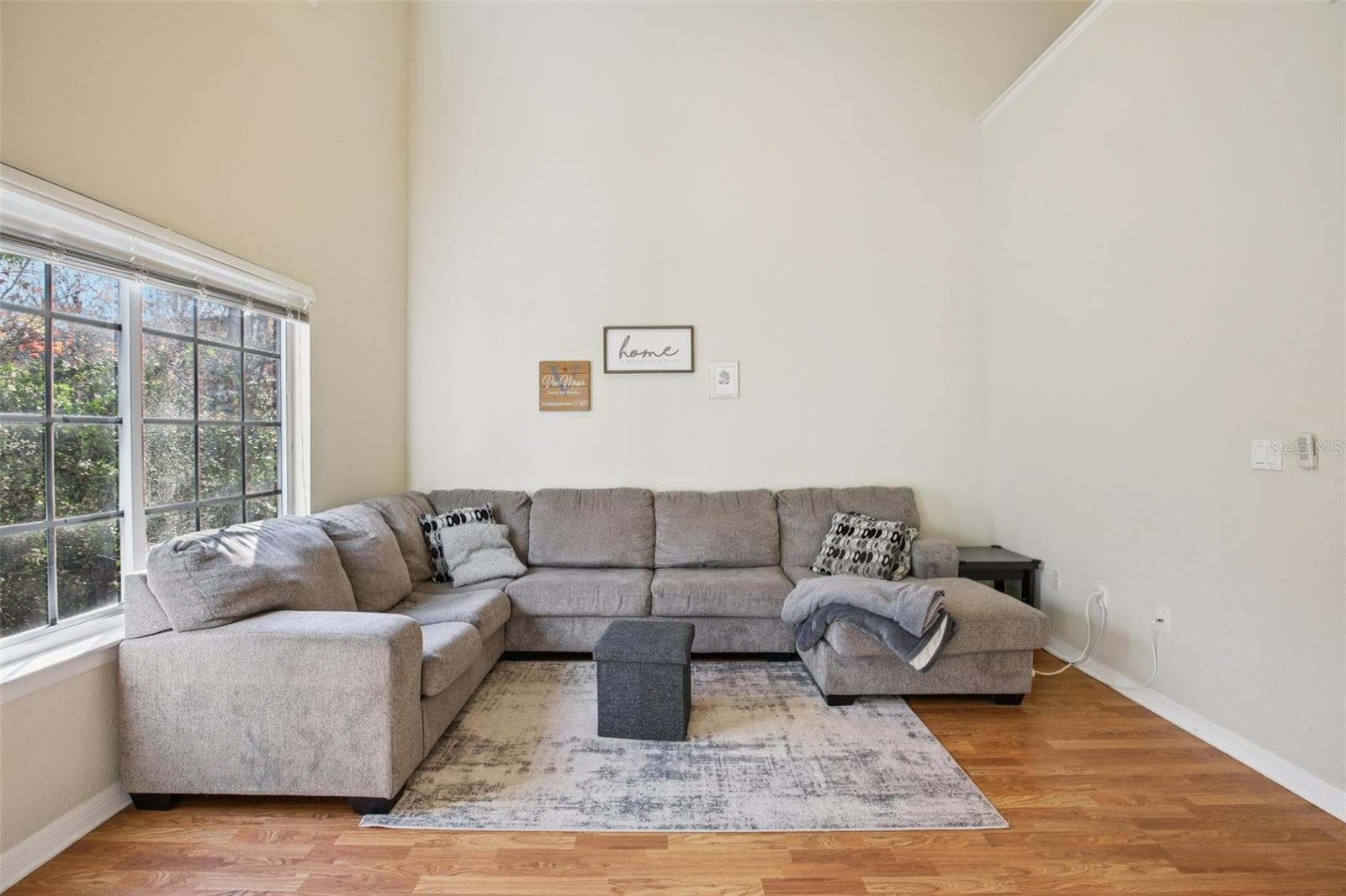 9872 Meadow Field Cir #503 photo 3