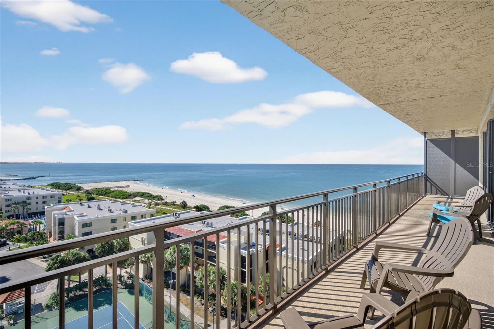 7600 Bayshore Dr #902
