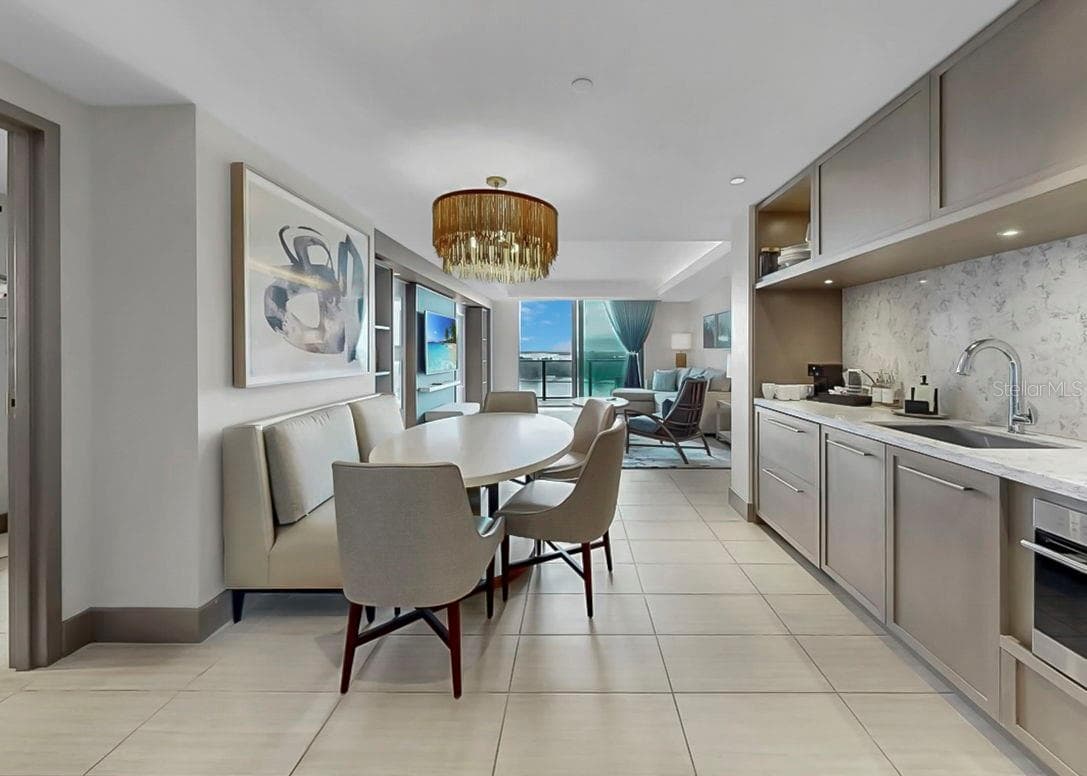 691 S Gulfview Blvd #1410