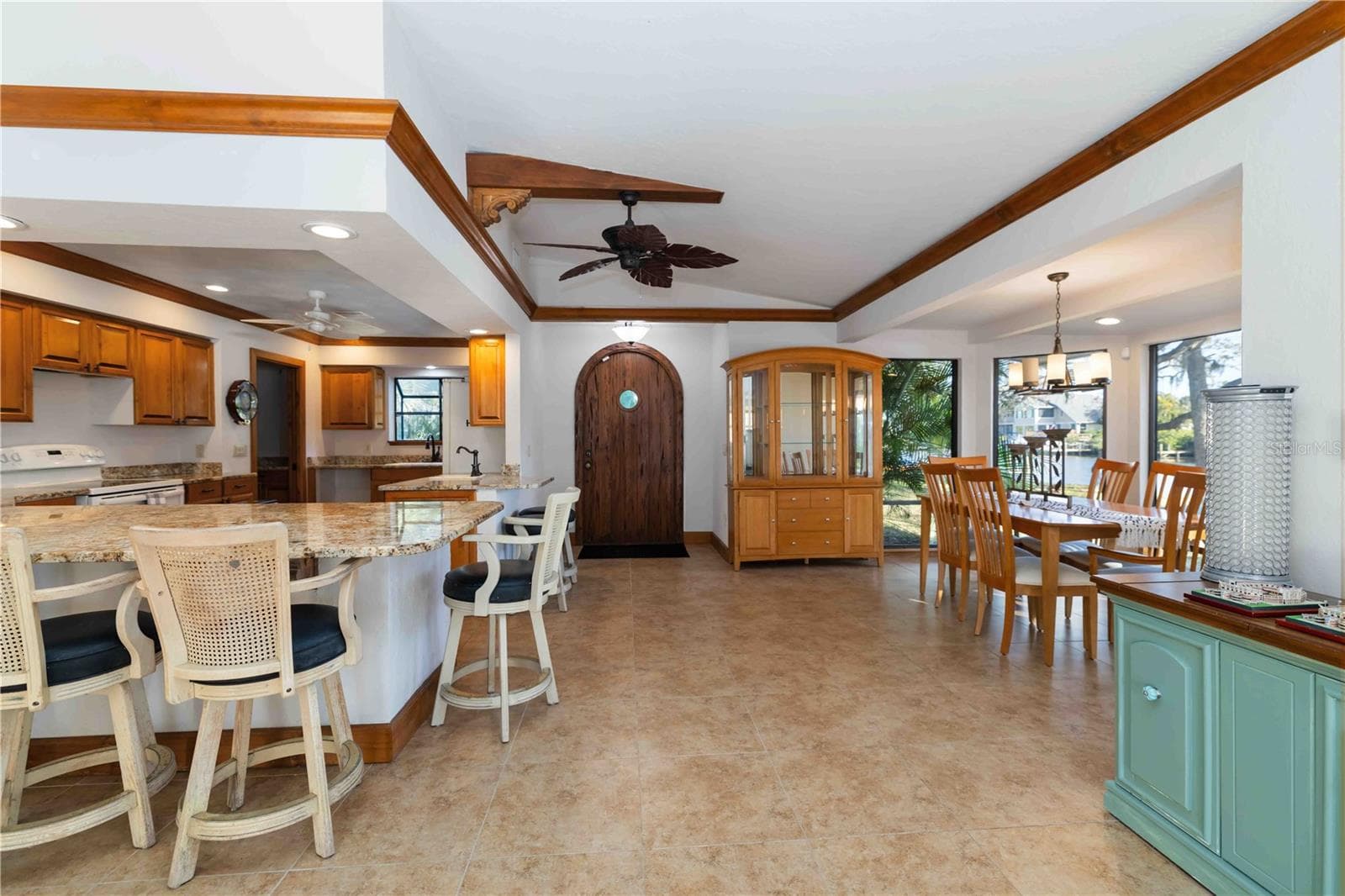 5381 Palos Verdes Dr photo 5