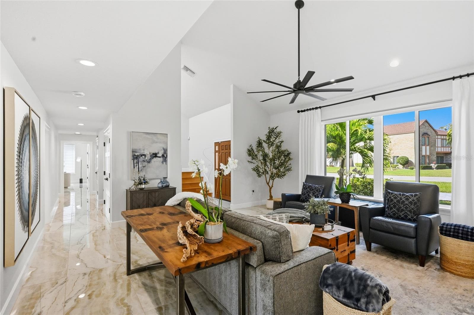 1307 Riverview Cir photo 5