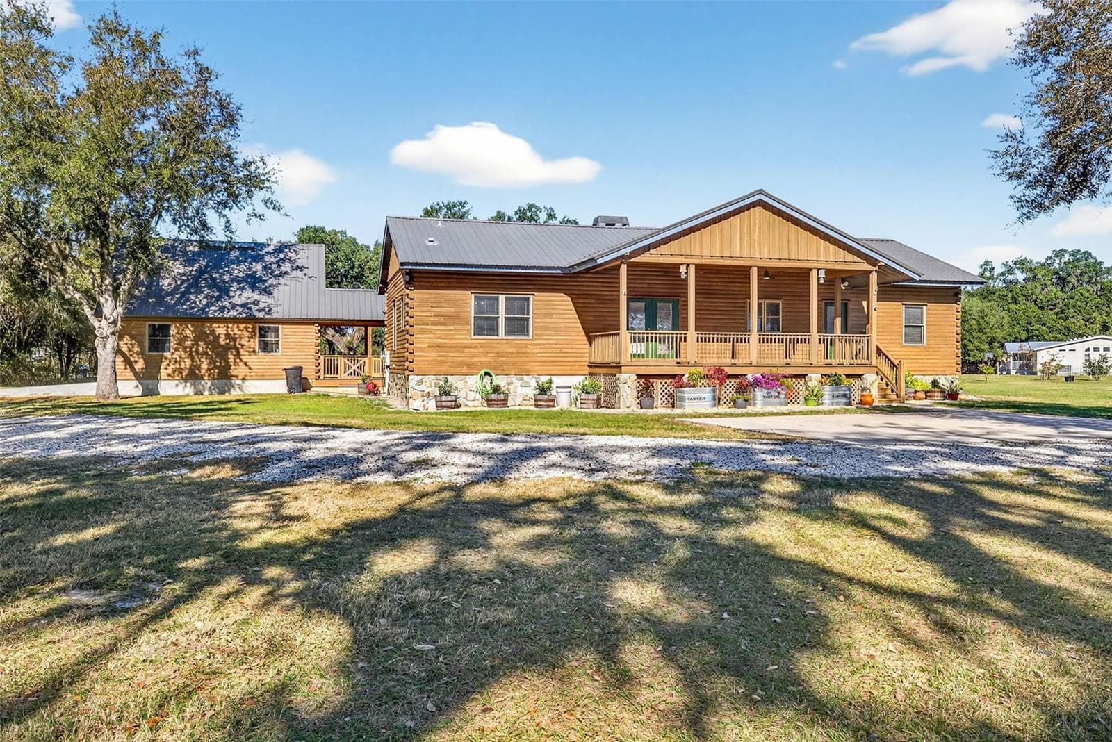 6750 Sutton Oaks Ln