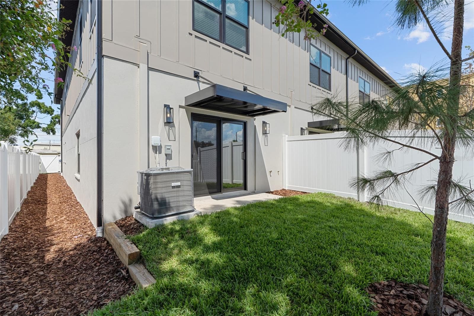4308 W Gray St #4 photo 5